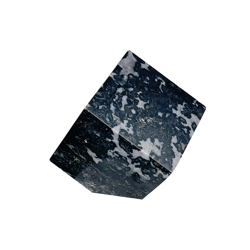 Cube flottant - Gabbro - la pièce