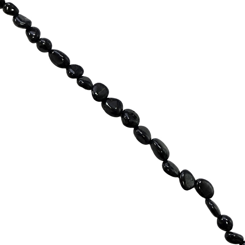 Collier tourmaline grains