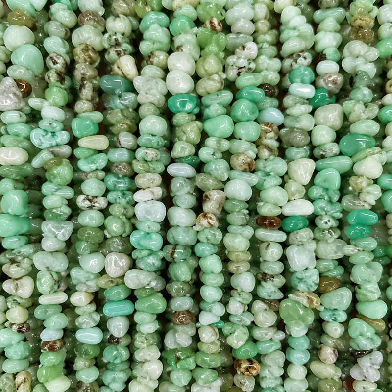 Chrysoprase collier baroque 42cm 10 pcs