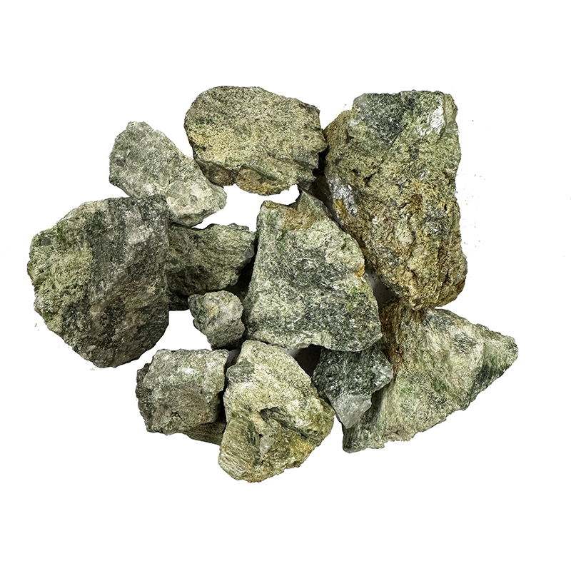 Diopside pierre brute en provenance du Brésil - Le kg - 4 à 6 cm