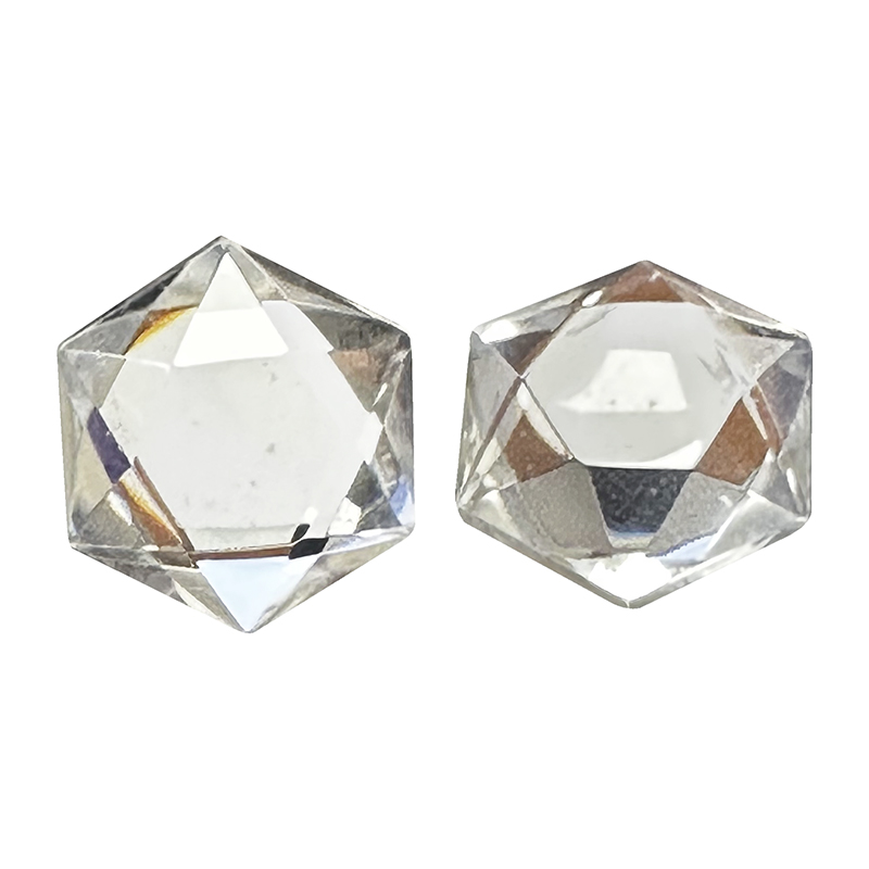 Hexagone cristal de roche 1,3-2,4 cm lot 5 pcs
