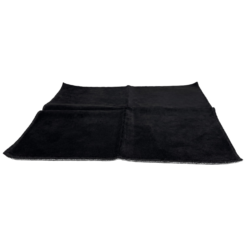 Tapis de présentation réversible noir/blanc – 40 x 40 cm - La pièce