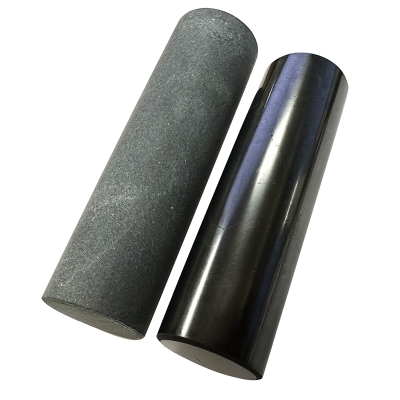 Cylindre shungite poli et Cylindre en stéatite dépoli