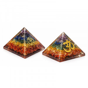 Pyramide Orgonite 7 Chakras avec symbole Om
