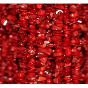 Collier baroque bambou de mer teinté rouge 85cm 10pcs